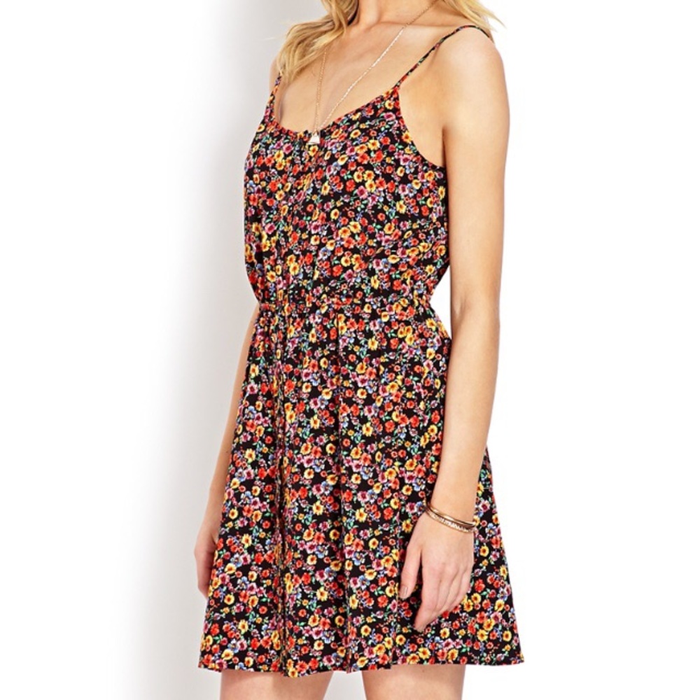 🌟 3 for $15 🌟 Gorgeous Spring Simmer Dress. NWOT